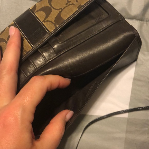 Coach wallet and checkbook cover - Picture 9 of 13